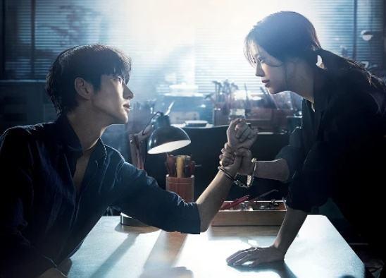 在线观看恶之花,网络深渊中的人性探索  第2张